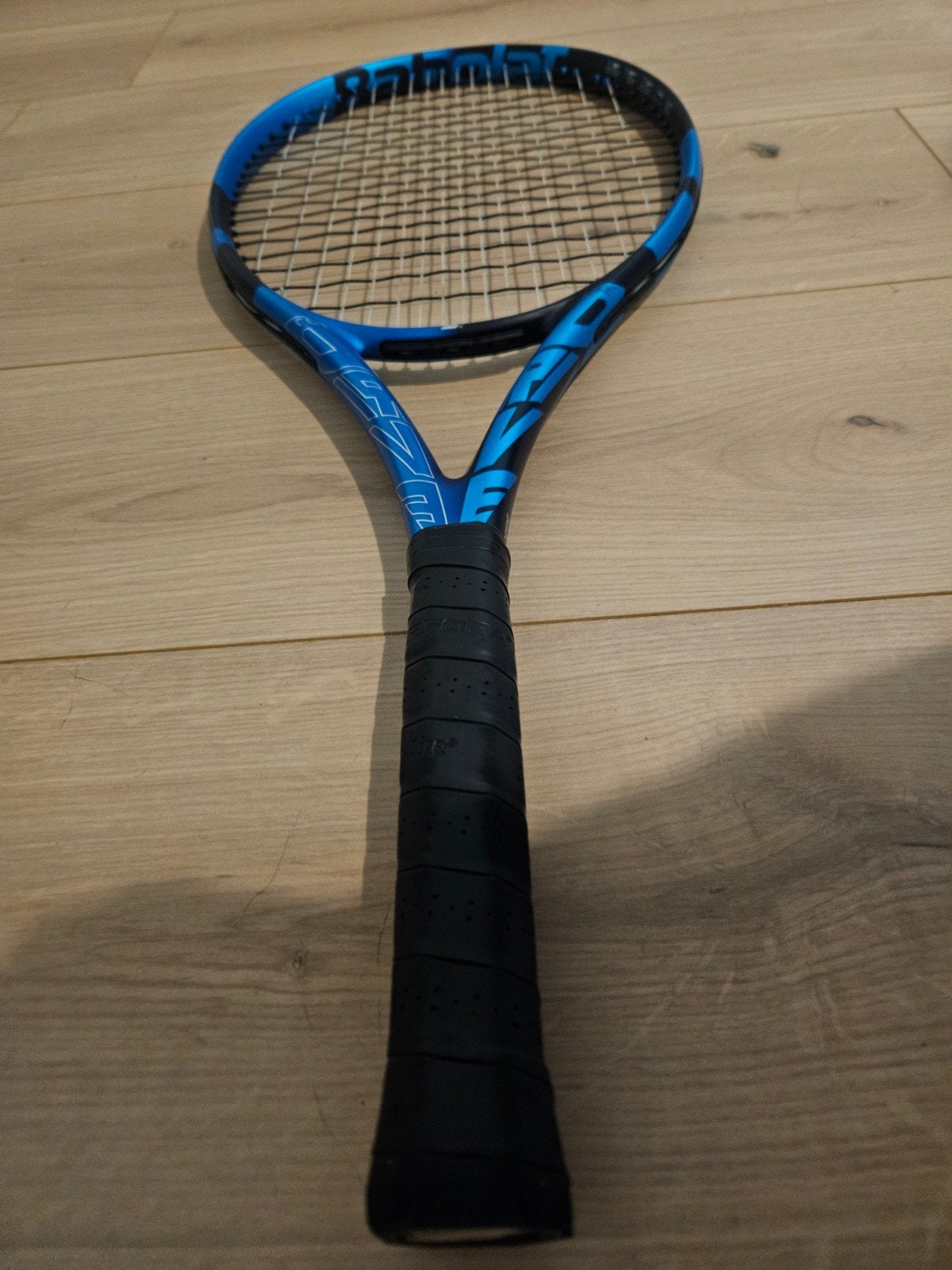 Babolat Pure Drive 107inch / 690mm, Sport en Fitness, Tennis, Zo goed als nieuw, Racket, Babolat, Ophalen