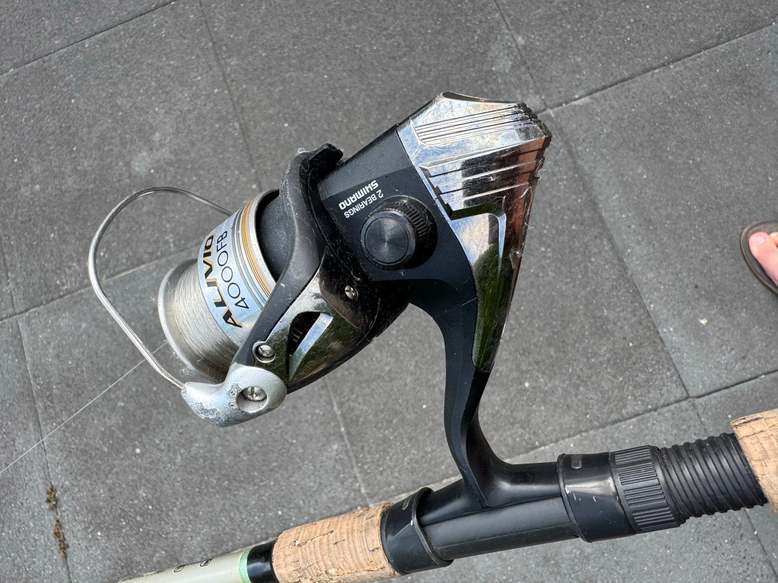 Shimano Alivio Feederhengel met Alivio 4000FB Molen, Watersport en Boten, Ophalen, Gebruikt, Complete hengel