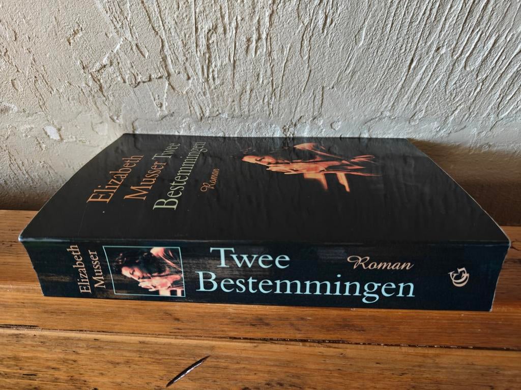 Twee bestemmingen., Boeken, Ophalen of Verzenden, Zo goed als nieuw