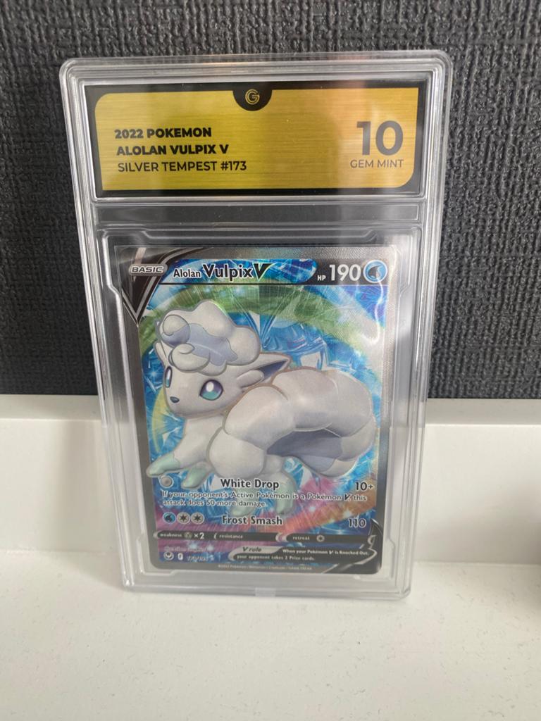 Alolan Vulpix V 2022 Pokemon Silver Tempest #173 PSA 10, Ophalen of Verzenden, Nieuw, Losse kaart