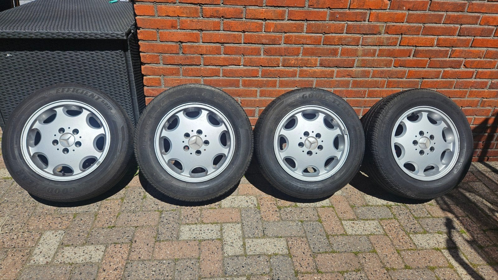 Mercedes velgen met banden 195/65R15, Auto-onderdelen, Ophalen