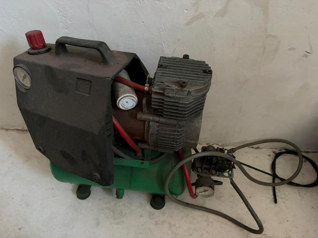 Defect Union Compressor M100, Ophalen of Verzenden