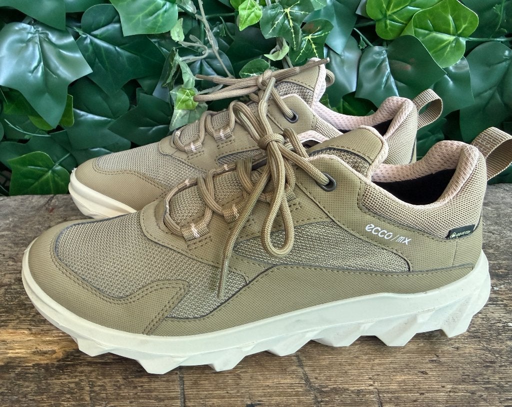 Nieuwe sneakers van Ecco maat 38, Sendra, Nieuw, Ophalen of Verzenden, Sneakers of Gympen