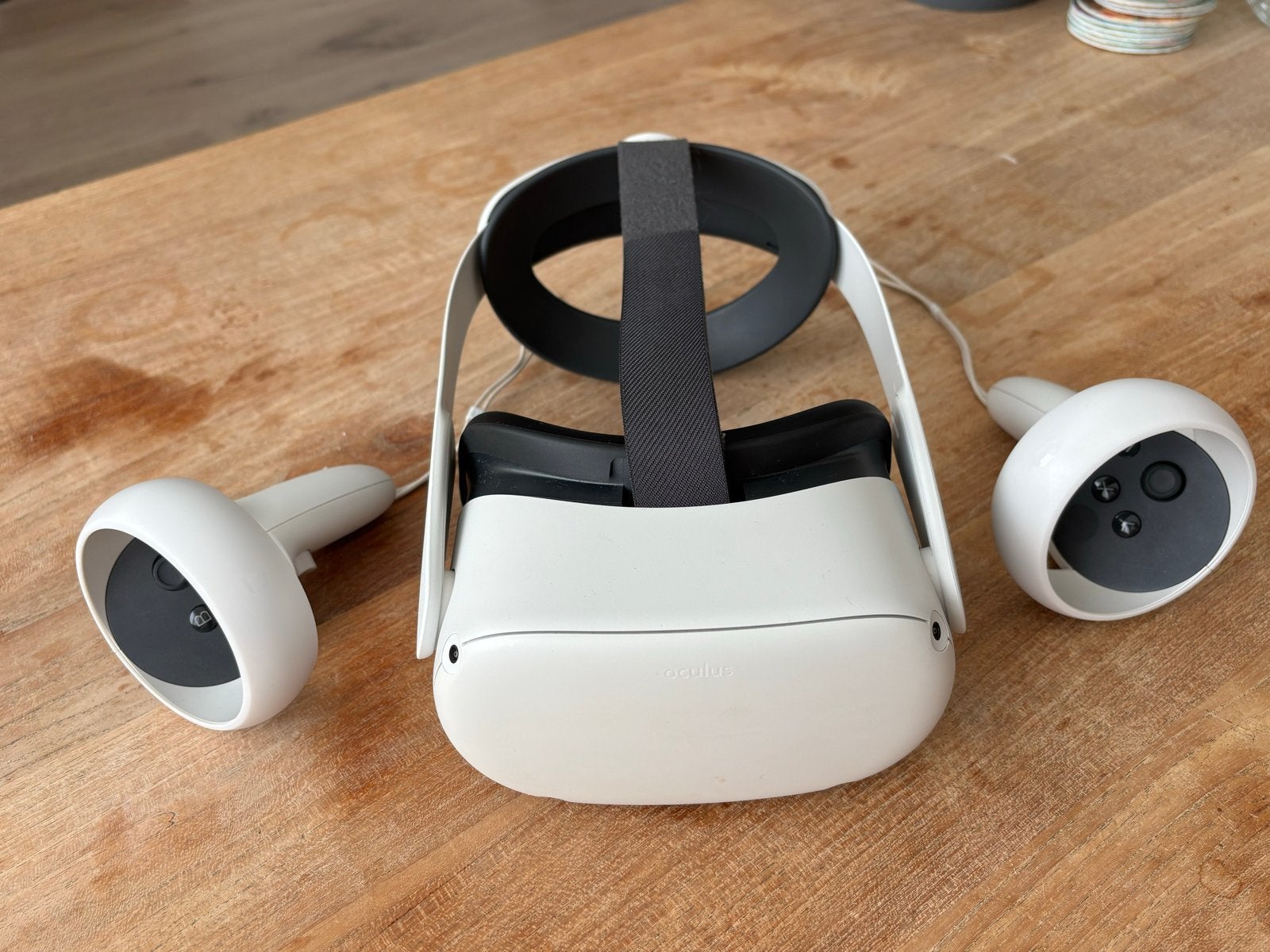 Oculus Meta Quest 2 VR-bril met controllers, Ophalen, Zo goed als nieuw, VR-bril, Overige platformen