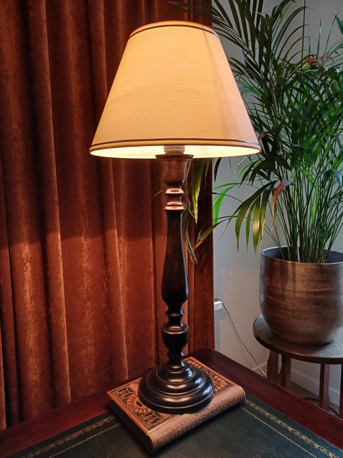 Vintage Zware Metalen Baluster Tafellamp - 65 cm, Gebruikt, Vintage, Ophalen of Verzenden, Met kap