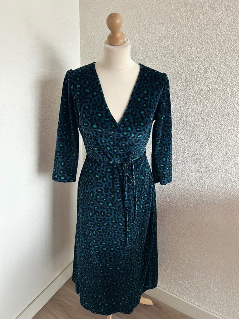King Louie maat M panter velvet wikkel jurk 2817, Kleding | Dames, Maat 38/40 (M), Blauw, Ophalen of Verzenden, Zo goed als nieuw