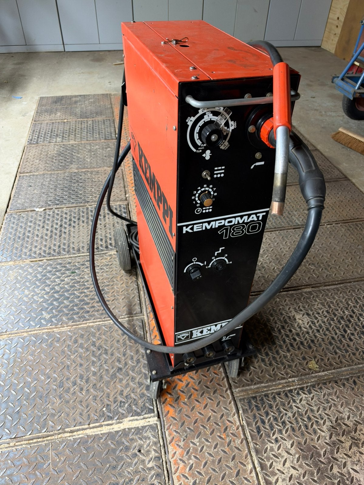 Kemppi kempomat 180 lasapparaat, Doe-het-zelf en Verbouw, Ophalen, Zo goed als nieuw, 150 tot 250 ampère, Tig