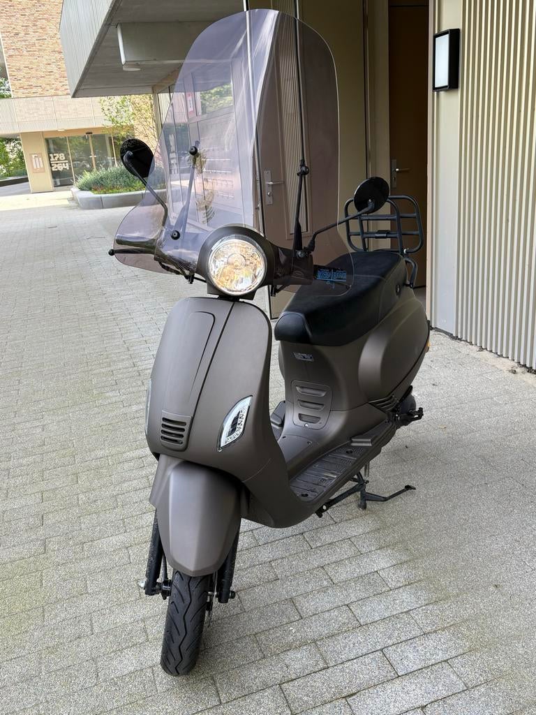 Riva snor scooter! (Mat bruin), Zo goed als nieuw, Benzine, Ophalen, Overige merken