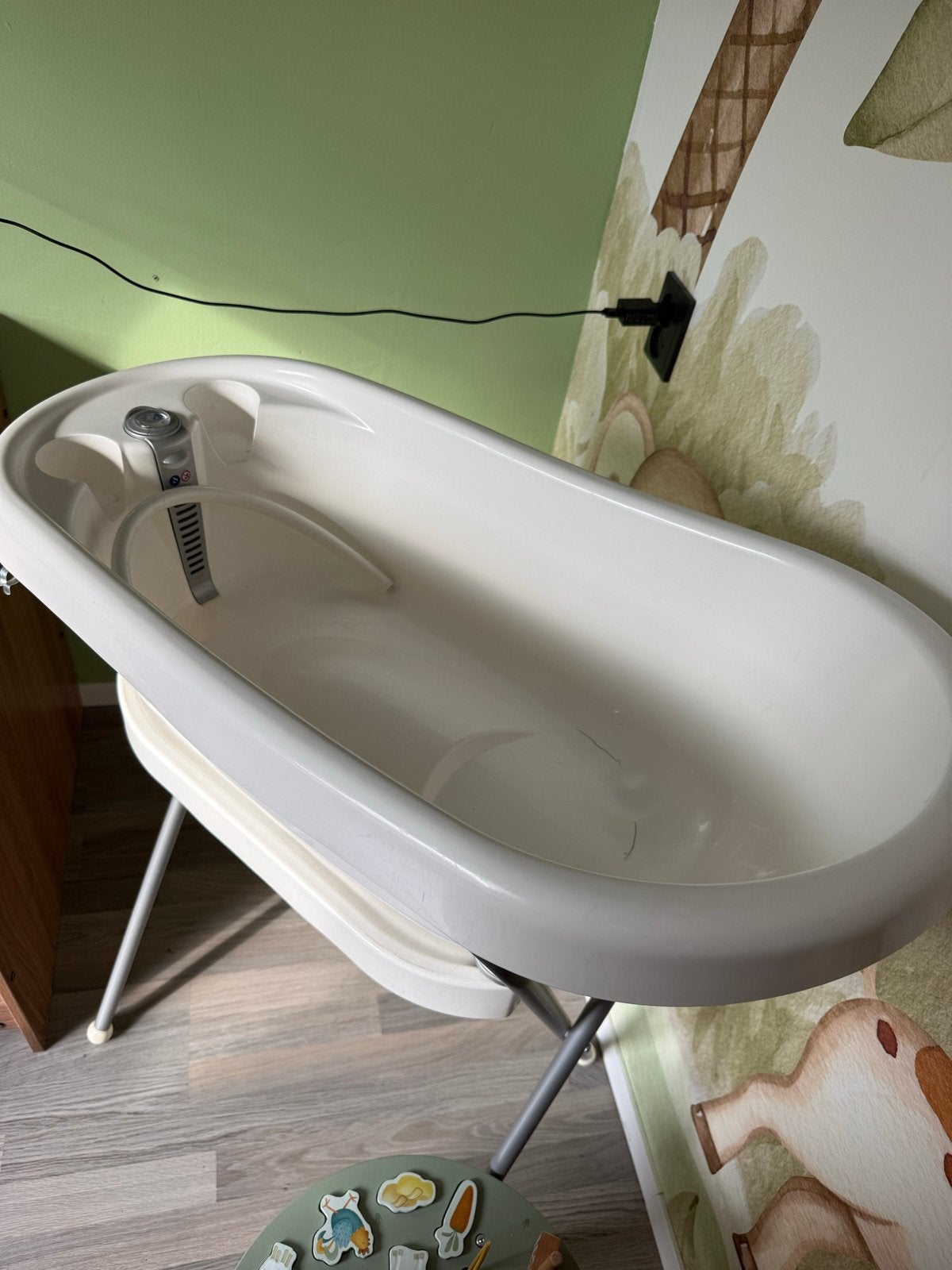 Babybadje met standaard - Lichte gebruikssporen, lekvrij, Kinderen en Baby's, Ophalen, Gebruikt, Badje