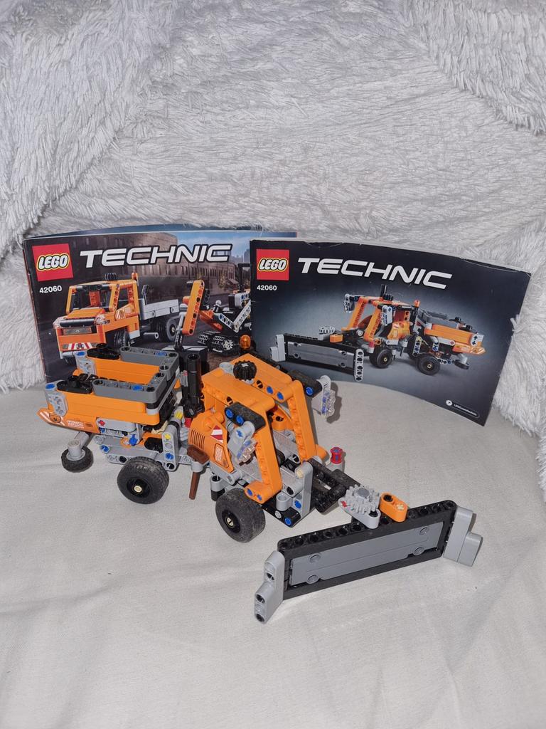 Lego technic set 42060, Ophalen of Verzenden, Zo goed als nieuw