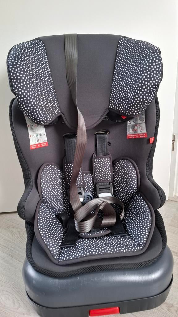 Kinderautostoel met stippenpatroon, Gebruikt, Zijbescherming, 9 t/m 36 kg, Isofix