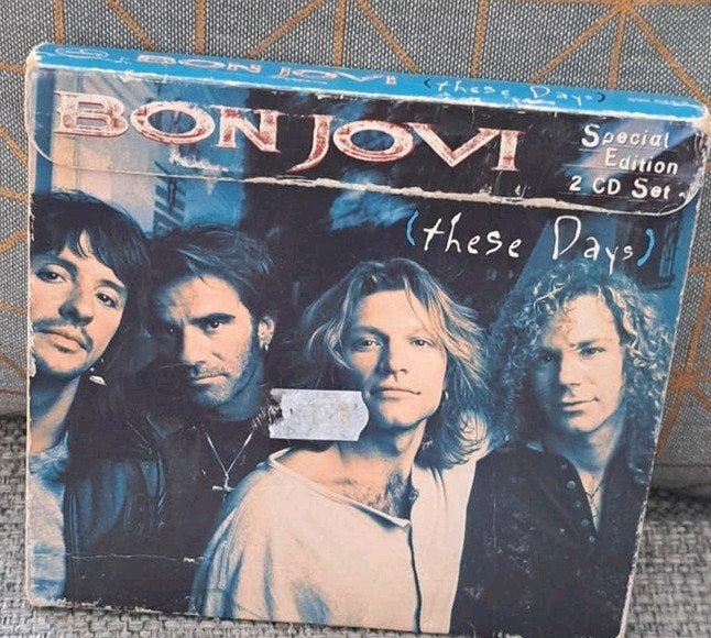 2 cd box  BON JOVI  these days .,special edition,, Rock, Boxset, Ophalen of Verzenden, Zo goed als nieuw