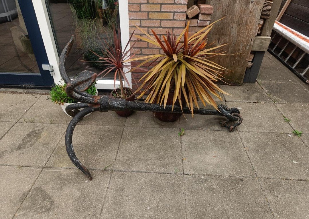 Groot decoratief anker van gietijzer, Antiek en Kunst, Ophalen
