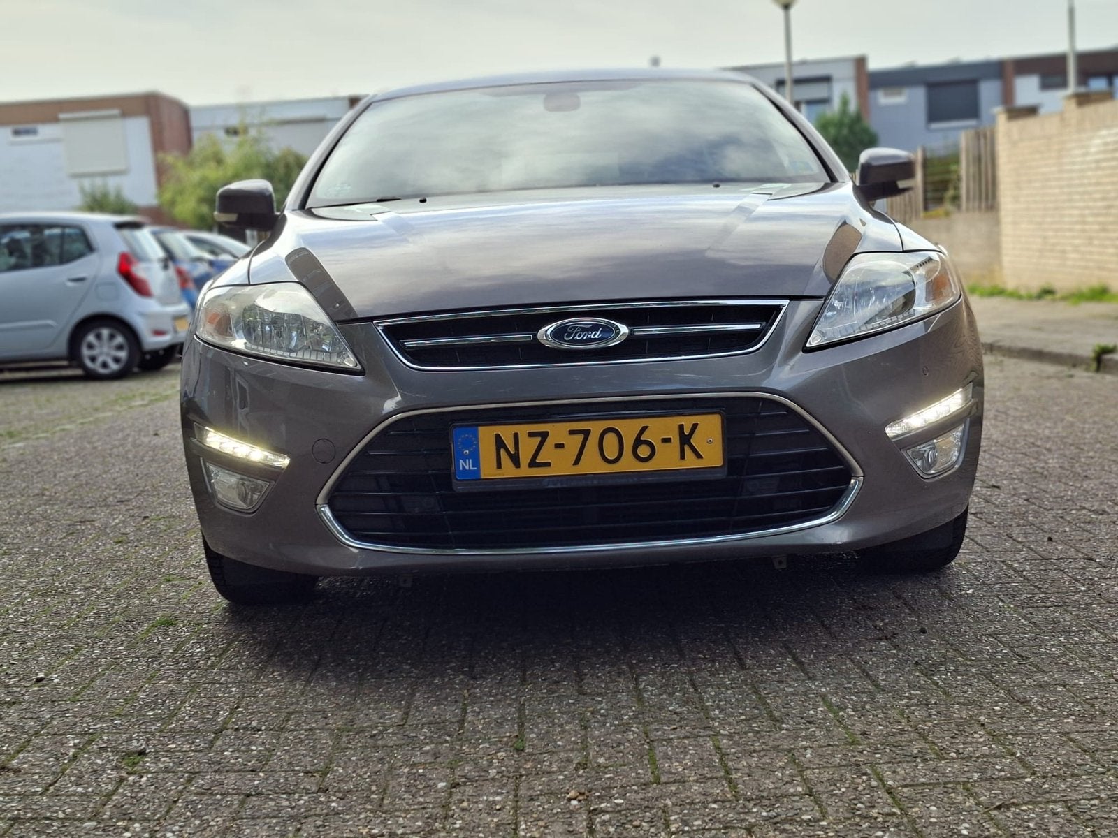 Ford Mondeo 1.6 Tdci 85KW Wagon 2012 Bruin, Auto's, Voorwielaandrijving, 4 cilinders, 23 km/l, 115 pk