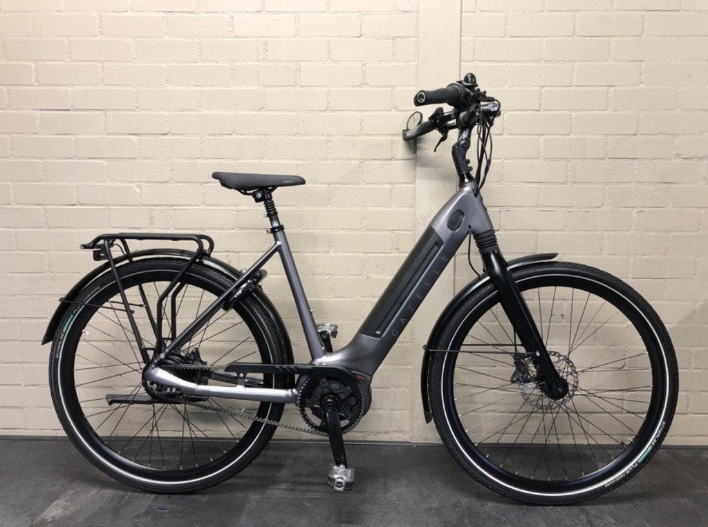 Gazelle Ultimate C380 HMB 500w Dames Grey 53cm 2020, Gebruikt, -, - 0
-, NL, 51 tot 55 cm