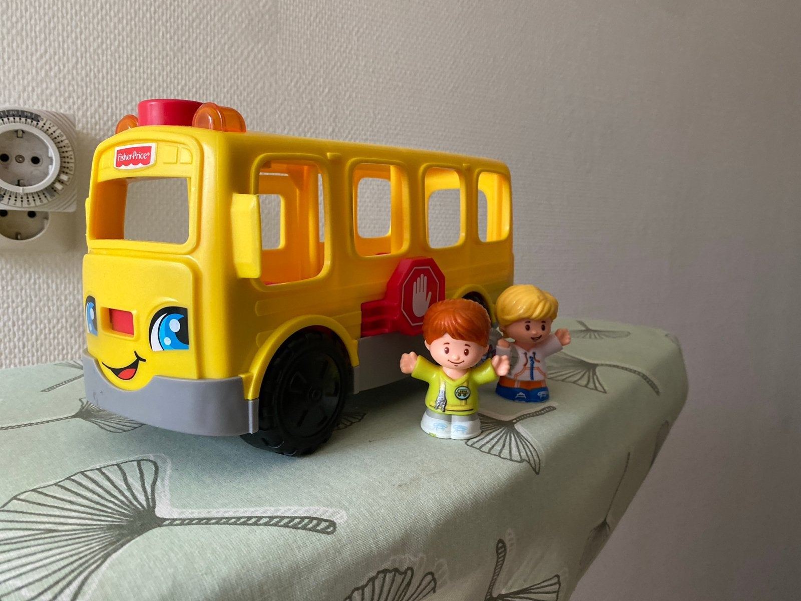 Fisher-Price Little People Schoolbus met figuren, Kinderen en Baby's, Ophalen of Verzenden, Gebruikt, Auto of Voertuig, Met licht