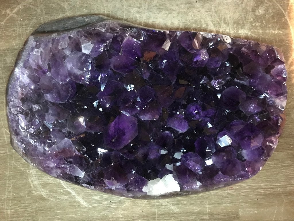 Amethist cluster (56) 11,5 kg, 33x21x10 cm diep paars, Ophalen of Verzenden, Mineraal
