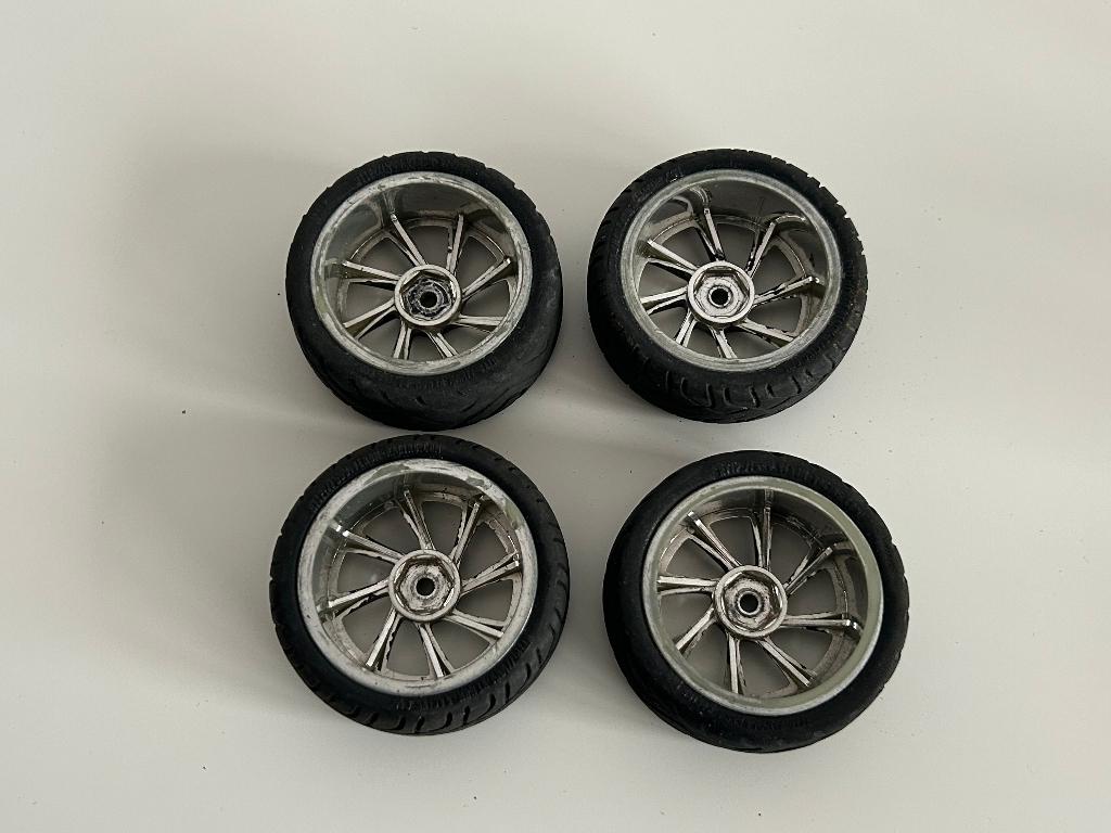 4x banden onroad 1/10 rc auto, Hobby en Vrije tijd, Modelbouw | Radiografisch | Auto's, Ophalen of Verzenden, Gebruikt, Onderdeel