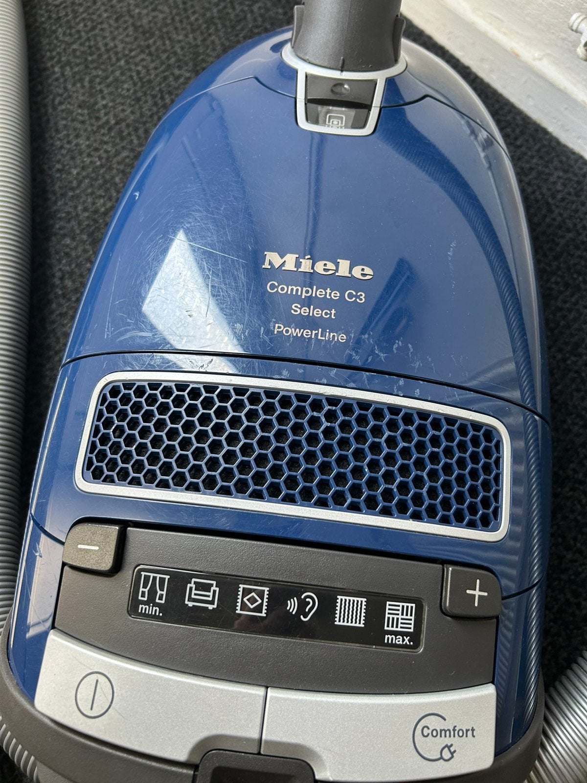 Miele Stofzuiger  C3, Witgoed en Apparatuur, Stofzuigers, Ophalen, Zo goed als nieuw
