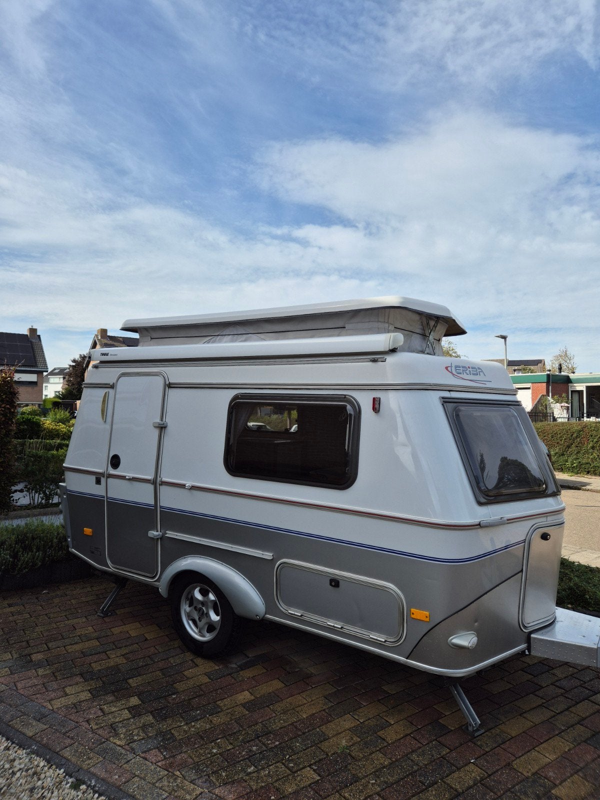 Eriba Touring Puck L 225/C - Compacte en complete caravan, Caravans en Kamperen, Standaardzit, 750 - 1000 kg, 4 tot 5 meter, Eriba