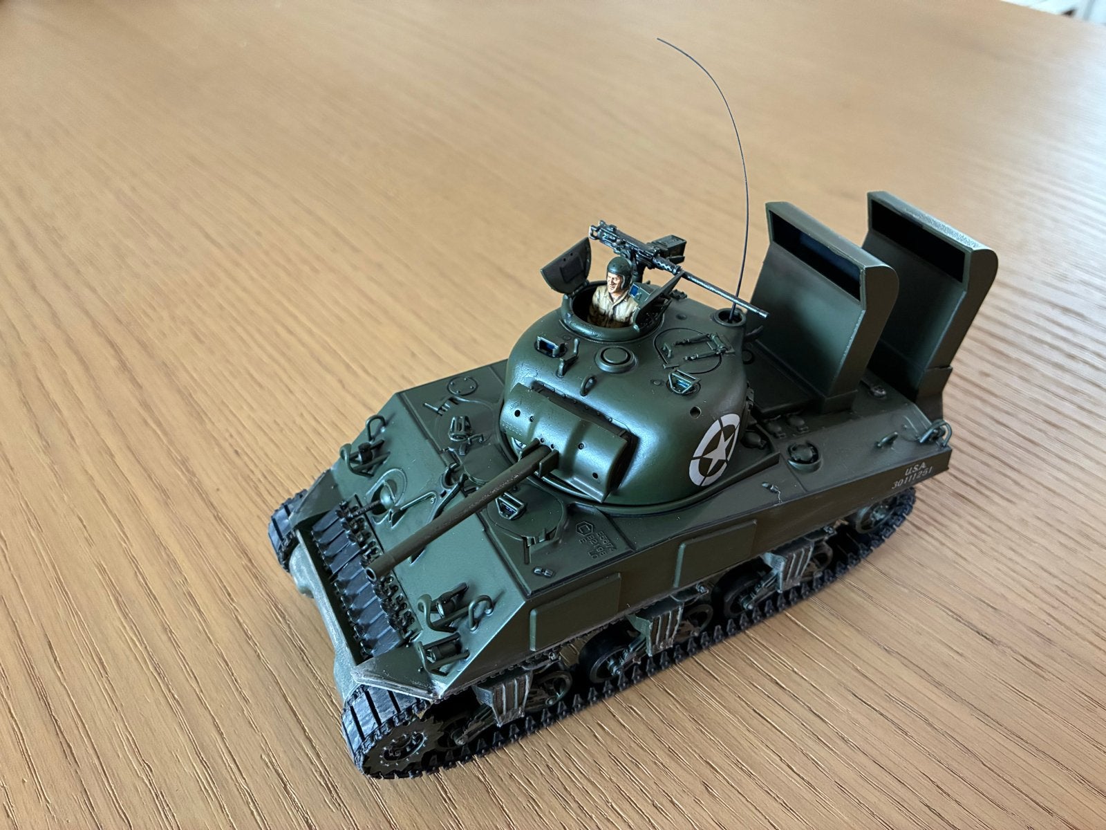 Gedetailleerd Sherman Tank Model, Overige merken, Tank, 1:32 tot 1:50, Ophalen of Verzenden