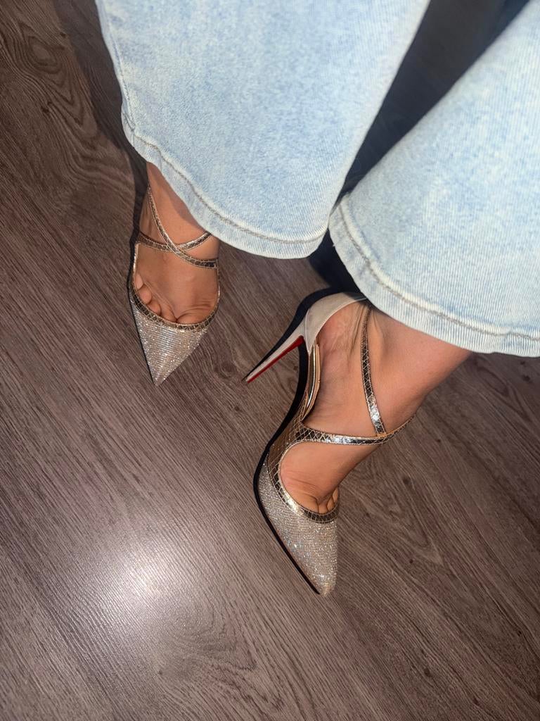 Christian Louboutin Hakken - Gedragen, Kleding | Dames, Schoenen, Ophalen of Verzenden, Zo goed als nieuw, Overige kleuren, Pumps