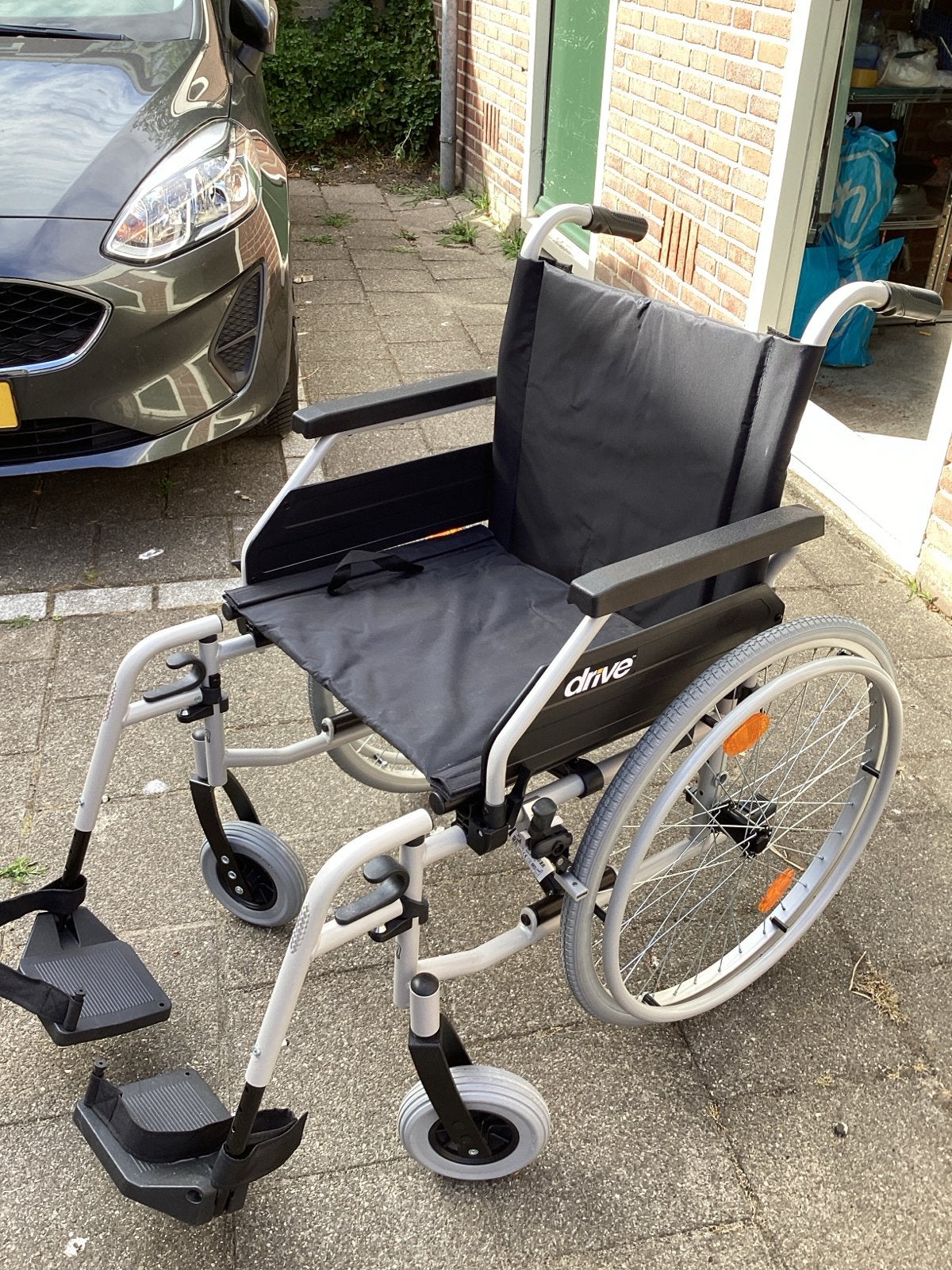 Te koop nieuwe rolstoel 1keer gebruikt, Ophalen, Nieuw, Duwrolstoel