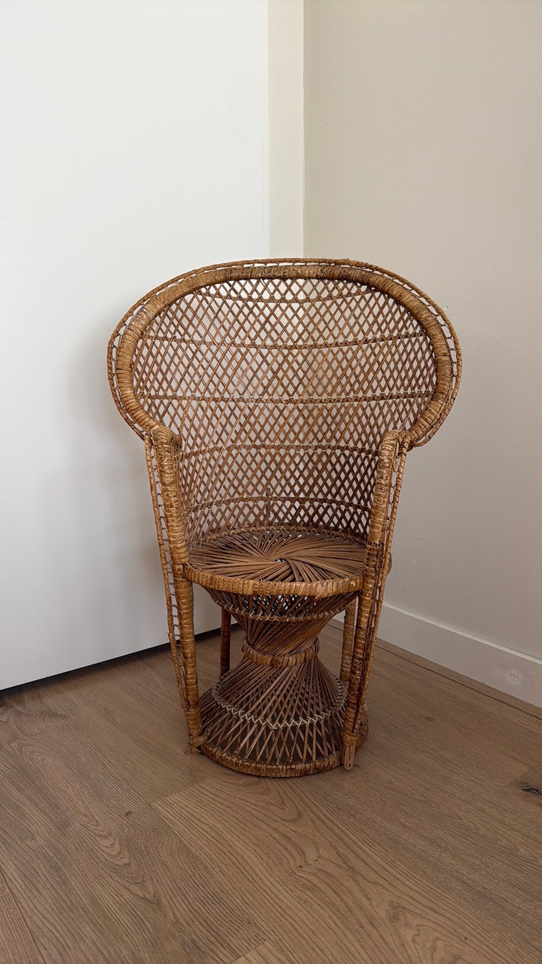 Vintage pauwenstoel voor kinderen, Ophalen, Gebruikt, Stoel(en)