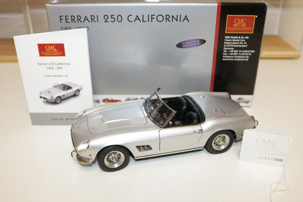 CMC M-093 Ferrari California Spyder 1960 PERFECT MIB 1:18, Ophalen of Verzenden, Nieuw, Overige merken