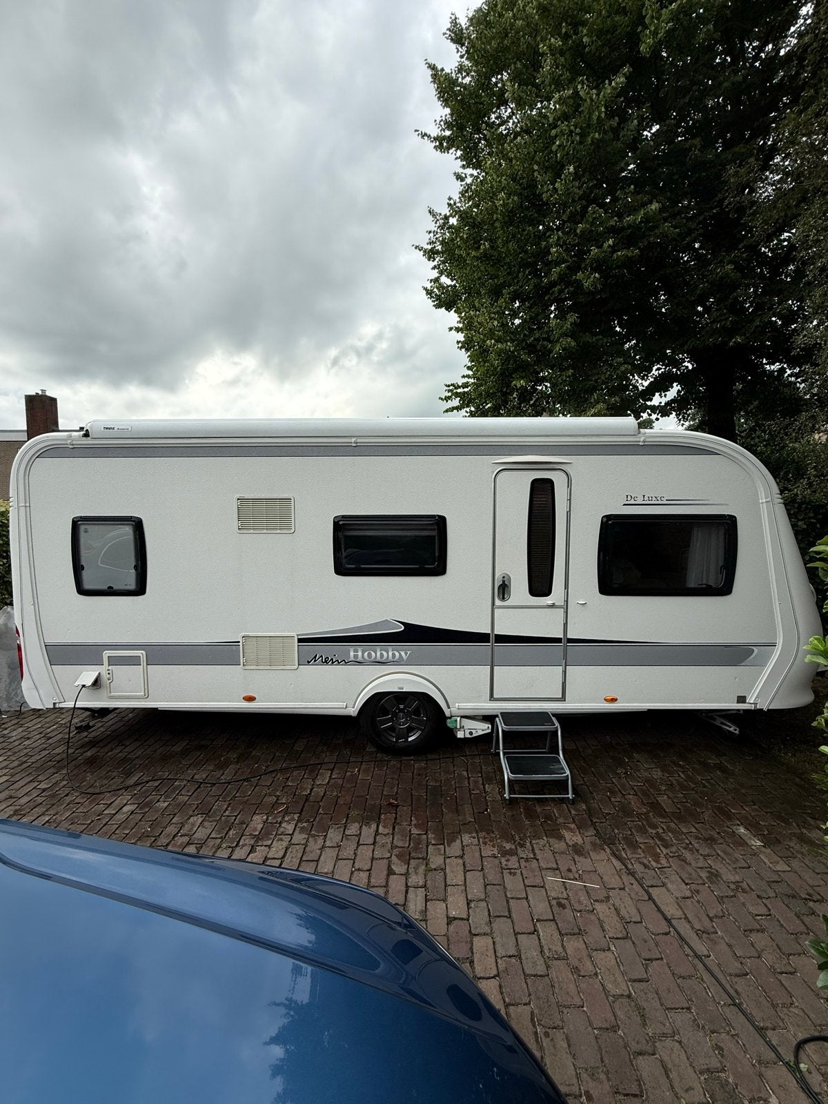 Hobby 545 kmf De Luxe , Airco Stapelbed,Fietsenrek en Luifel, Caravans en Kamperen, Caravans, Stapelbed, Rondzit, Hobby, Particulier