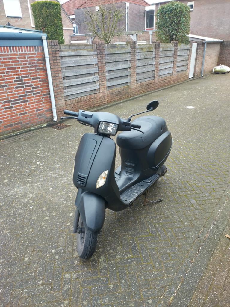 Btw riva vespa uitvoering, Fietsen en Brommers, Ophalen of Verzenden, Gebruikt, Benzine, Overige modellen