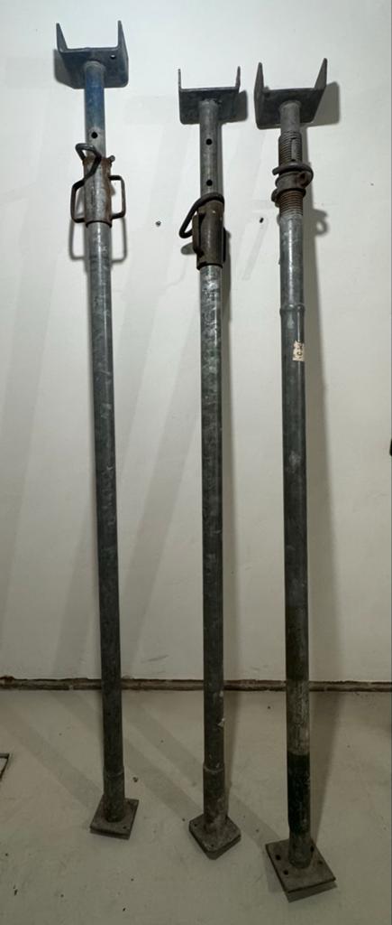 Stalen bouwstempels 3.50m - 3 stuks, Ophalen, Gebruikt, Overige typen, 2 tot 5 meter