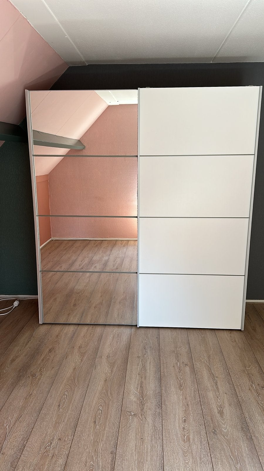 Kledingkast met spiegeldeur en hangruimte, Huis en Inrichting, Kasten | Kledingkasten, Ophalen, Overige materialen, Gebruikt, 200 cm of meer