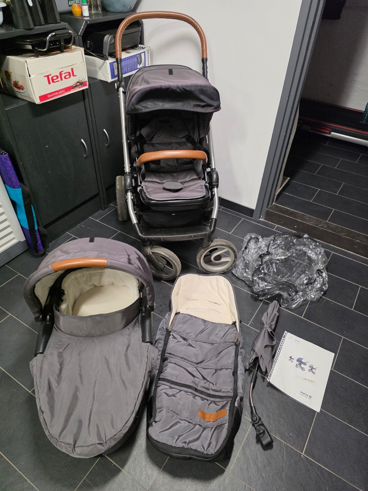Mutsy Evo kinderwagen met wieg en accessoires, Kinderen en Baby's, Ophalen, Gebruikt, Combiwagen, Mutsy