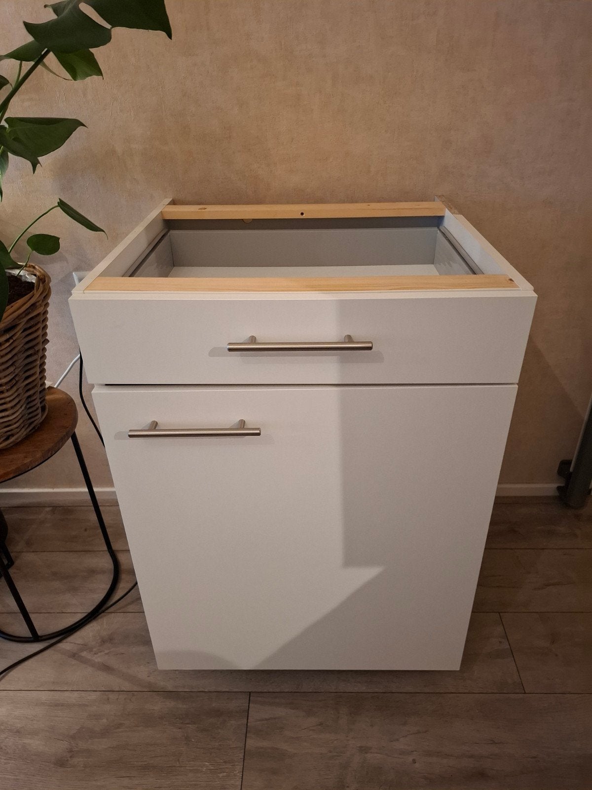 Bruynzeel onderkast en bovenkast 60cm breed, Huis en Inrichting, Ophalen, Gebruikt, Wit, 50 tot 100 cm