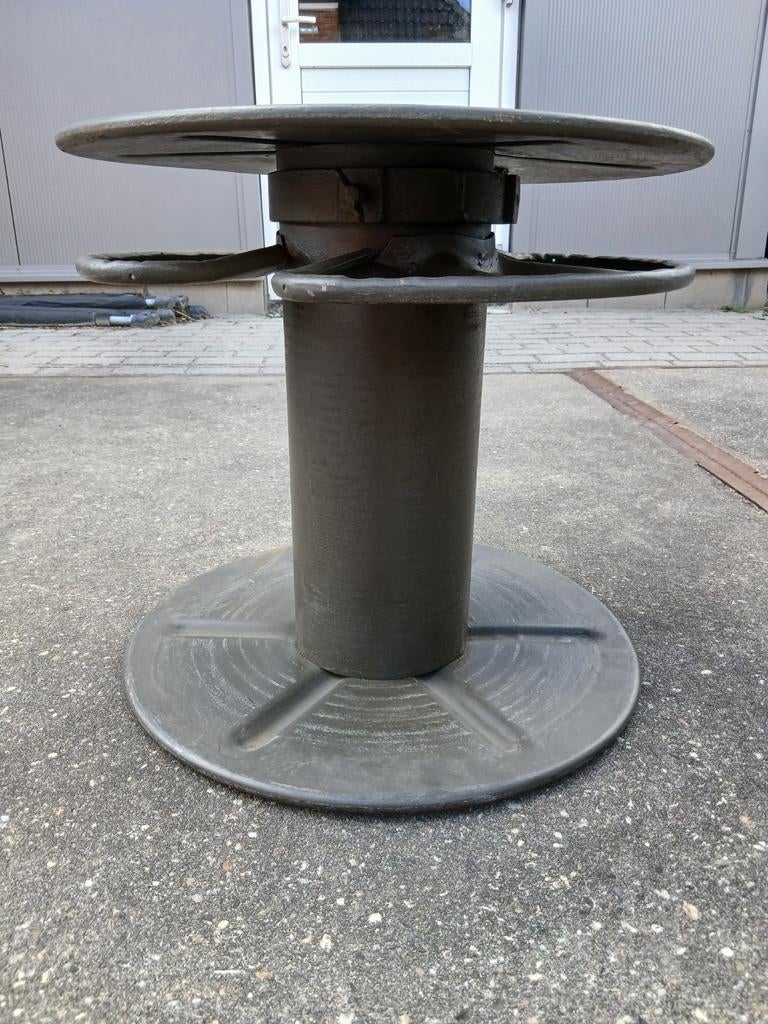 Robuuste metalen kabelhaspel  Ideaal voor werkplaats of tuin, Ophalen, Gebruikt, Overige typen, Onbekend