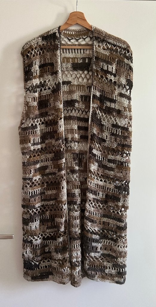 Vest Bruin Lang Mouwloos maat 44/46, Ophalen of Verzenden, Nieuw, Maat 42/44 (L), Bruin