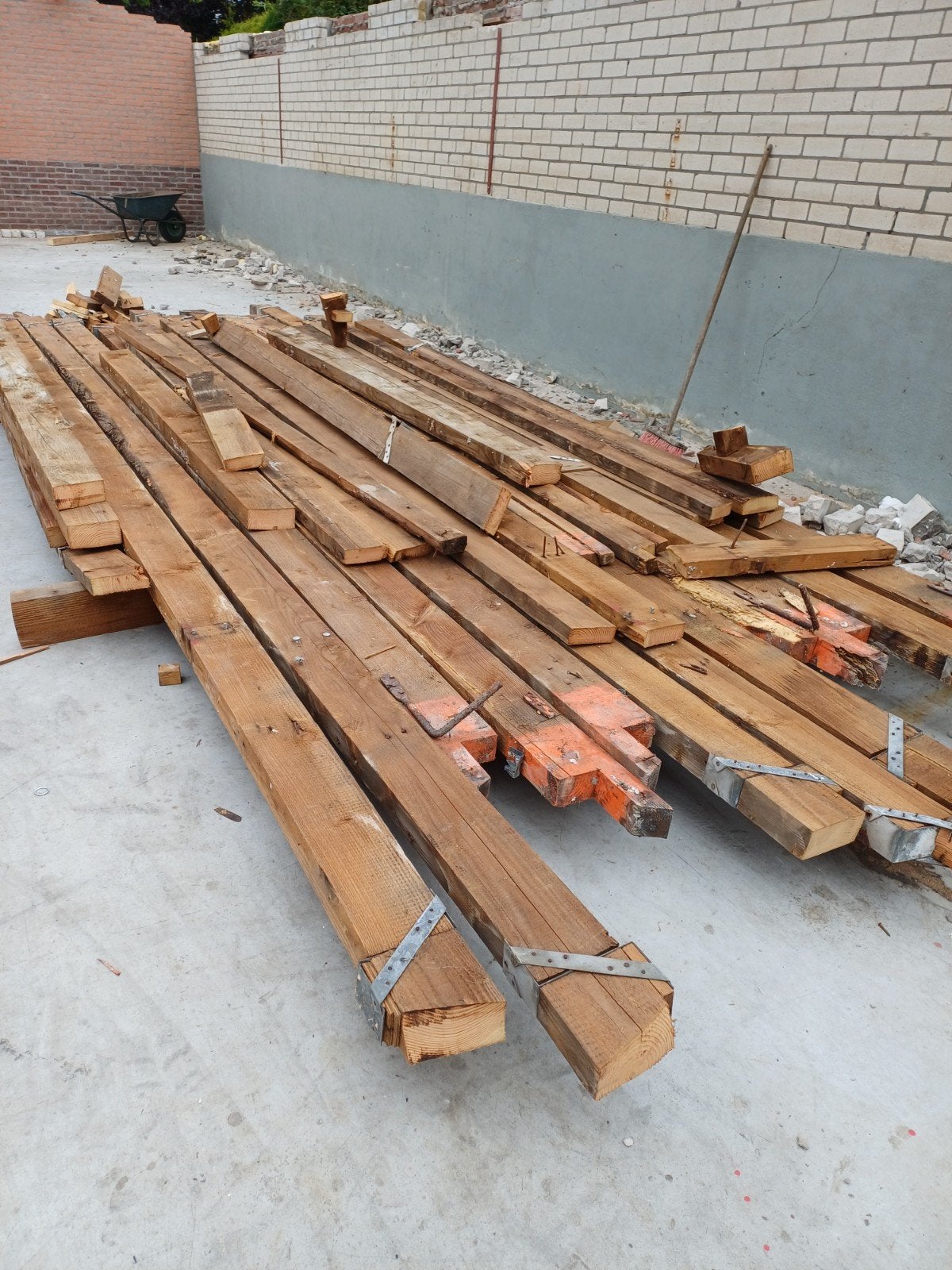 Gratis houten balken, Ophalen, Gebruikt, Balk, Overige houtsoorten