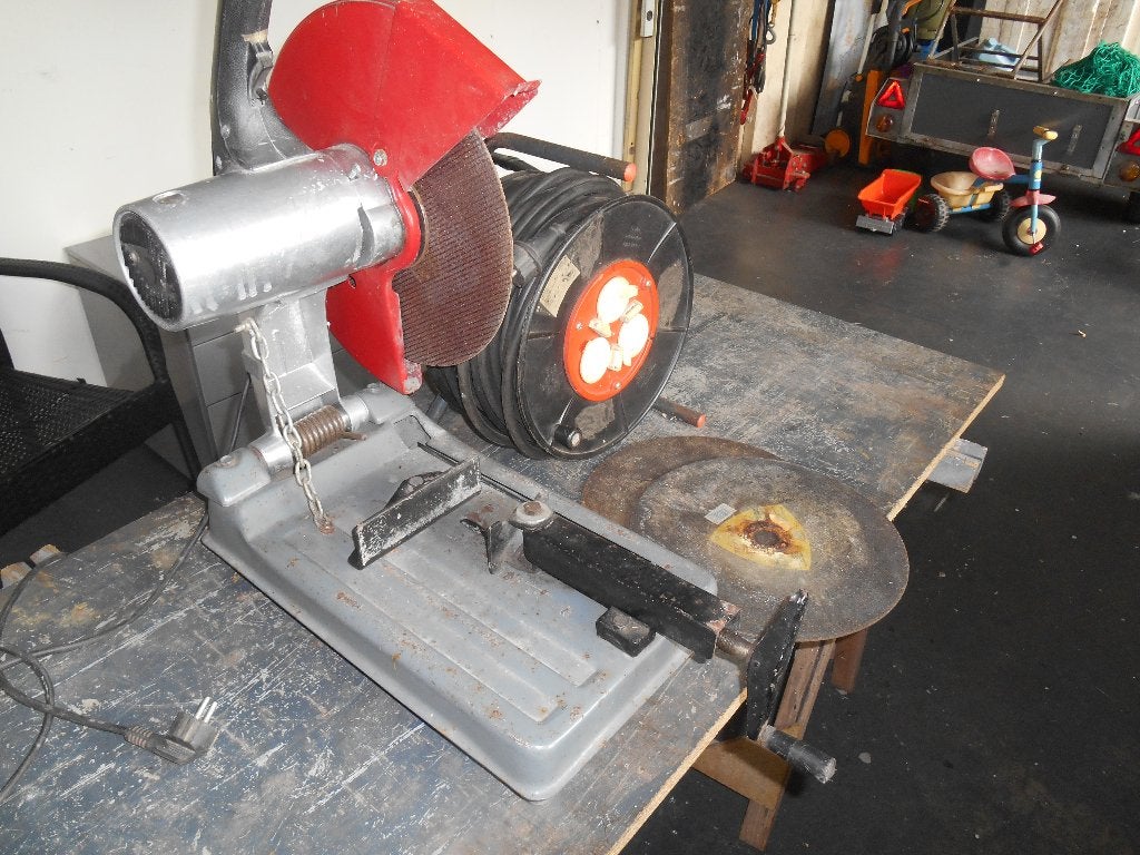 afkortzaag geschikt voor metaal hout steen en pvc, Ophalen, Gebruikt, Afkortzaag, 30 tot 70 mm