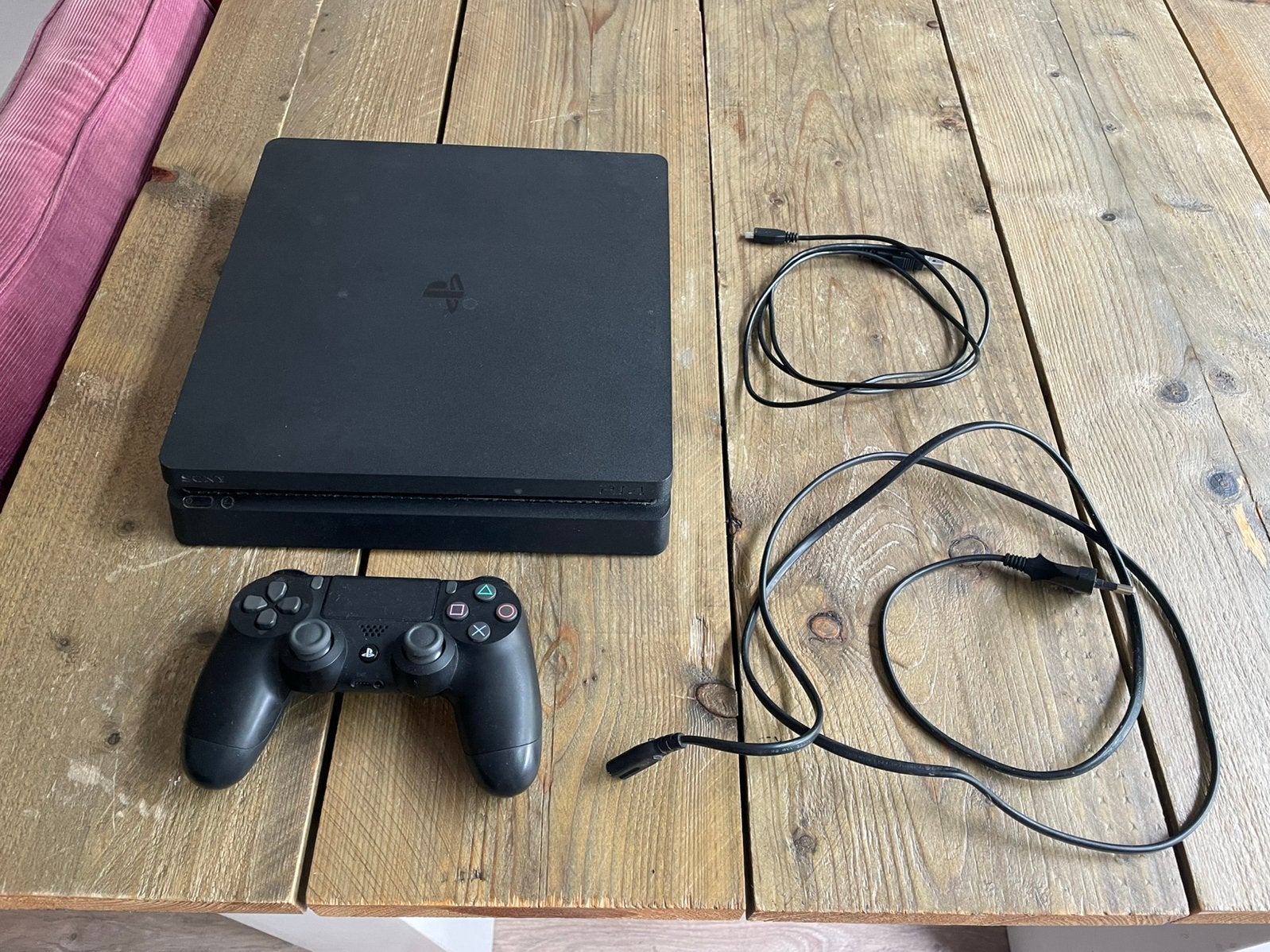 Playstation 4 perfecte staat + controler, Spelcomputers en Games, Spelcomputers | Sony PlayStation 4, Ophalen, Zo goed als nieuw