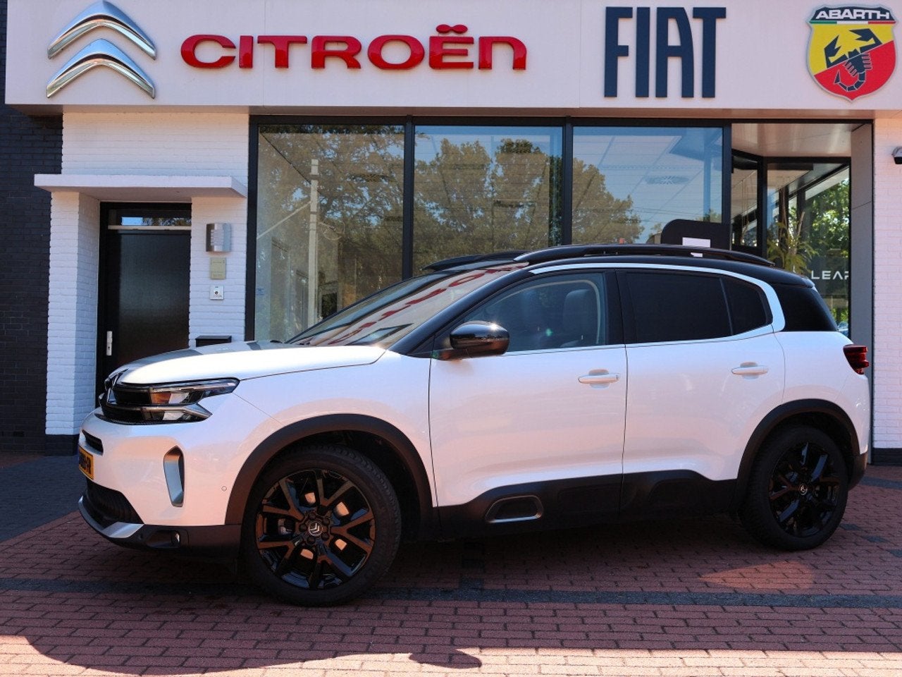 Citroën C5 Aircross PureTech 130PK S&S EAT8 Automaat Shine,, Gebruikt, 1199 cc, C5 Aircross, Origineel Nederlands