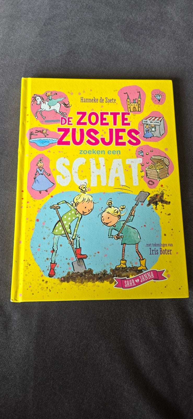 De Zoete Zusjes zoeken een schat - Kinderboek, Ophalen of Verzenden, Zo goed als nieuw, Hanneke de Zoete, Fictie algemeen