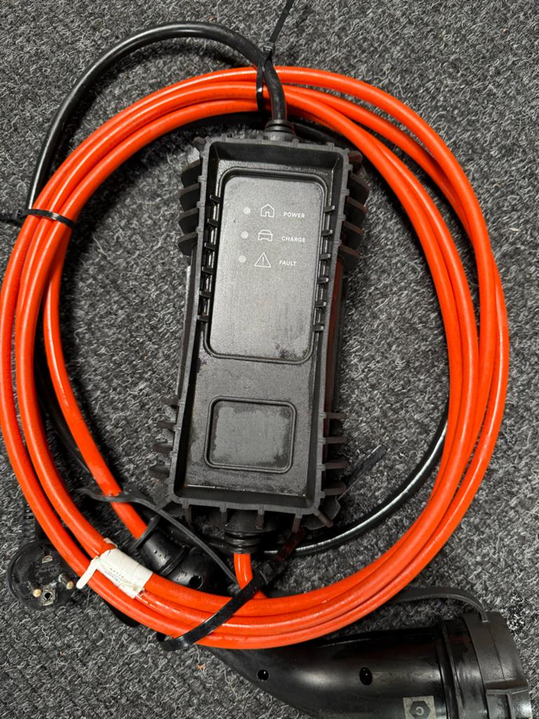 Laadkabel voor elektrische auto - Zo goed als nieuw, Ophalen of Verzenden, Zo goed als nieuw