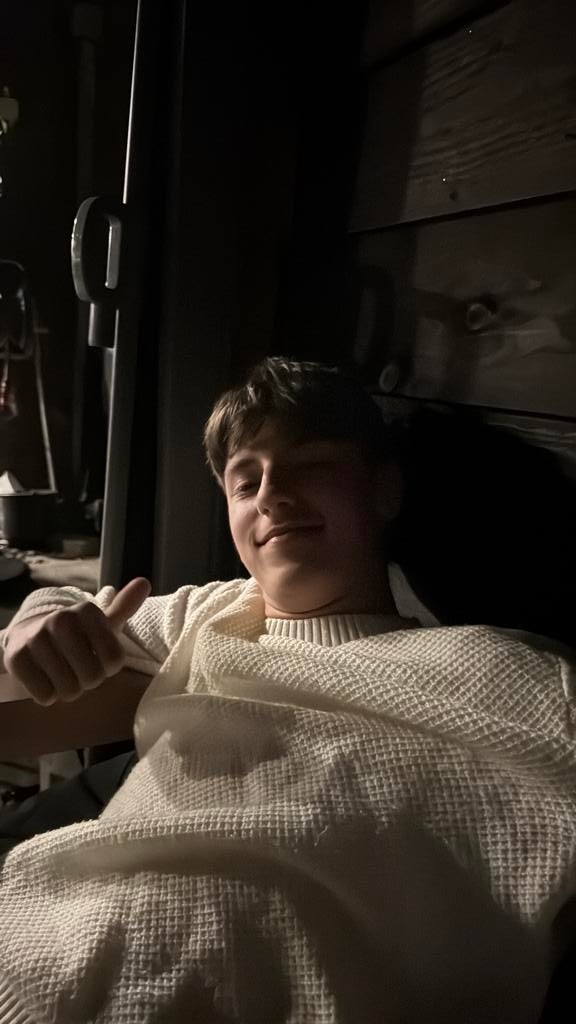 Angelos tsafkas, Eén persoon, Januari