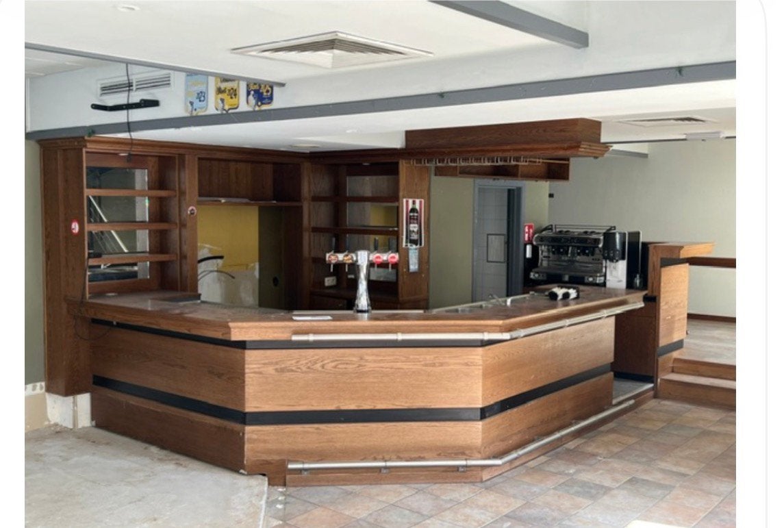 COMPLETE HORECA TOOG + ACHTERKASTEN – 8 À 9 METER, Ophalen, Gebruikt