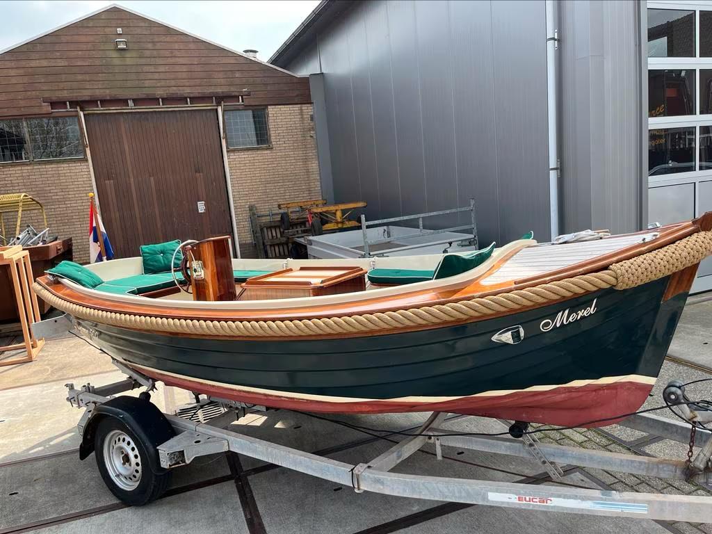 Sloep Winsome 500 polyester met houten opbouw, Vetus diesel, Watersport en Boten, Ophalen, Binnenboordmotor, Diesel, 5 m