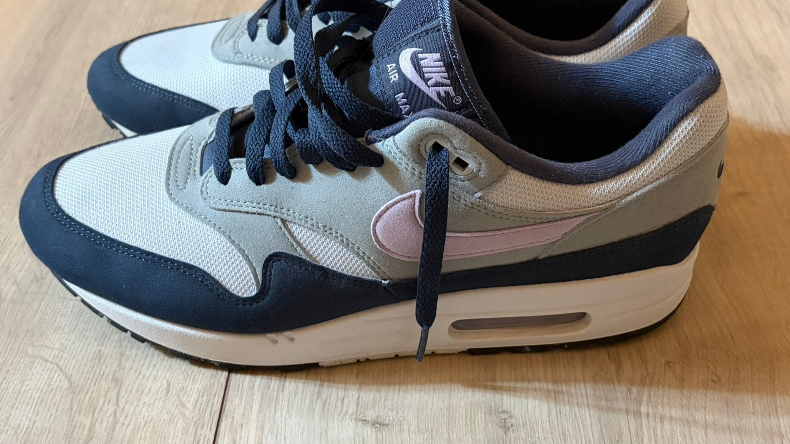 Nike Air Max maat 45 (UK10), Ophalen of Verzenden, Zo goed als nieuw, Overige kleuren