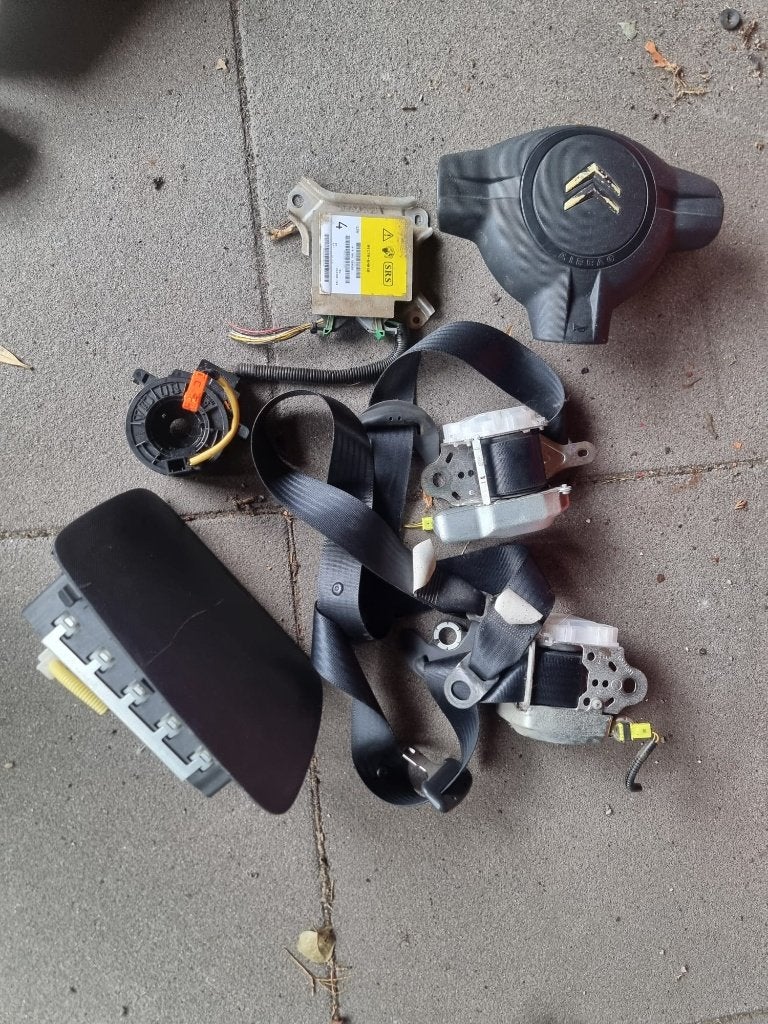 Airbagset Citroen C1 Peugeot 107 Toyota Aygo, Gebruikt, Citroën, Ophalen of Verzenden, X