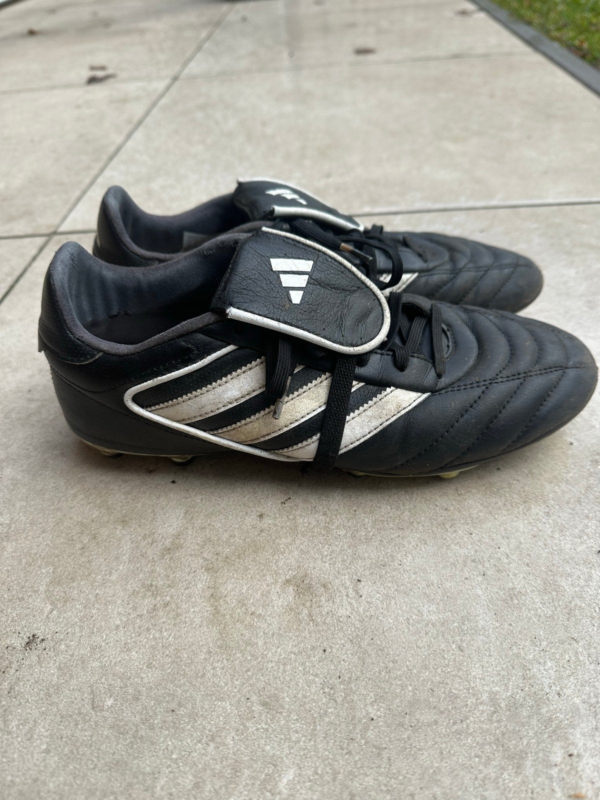 Adidas Gloro voetbalschoenen maat 41, Sport en Fitness, Voetbal, Ophalen of Verzenden, Gebruikt, Schoenen