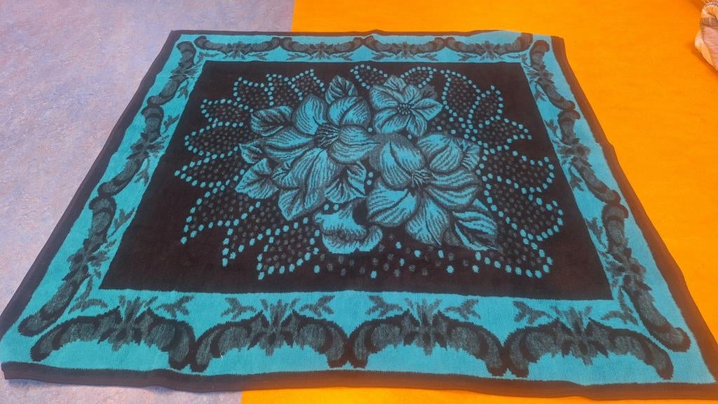 Vintage warme deken bloemen, Ophalen of Verzenden, Zo goed als nieuw, Rechthoek